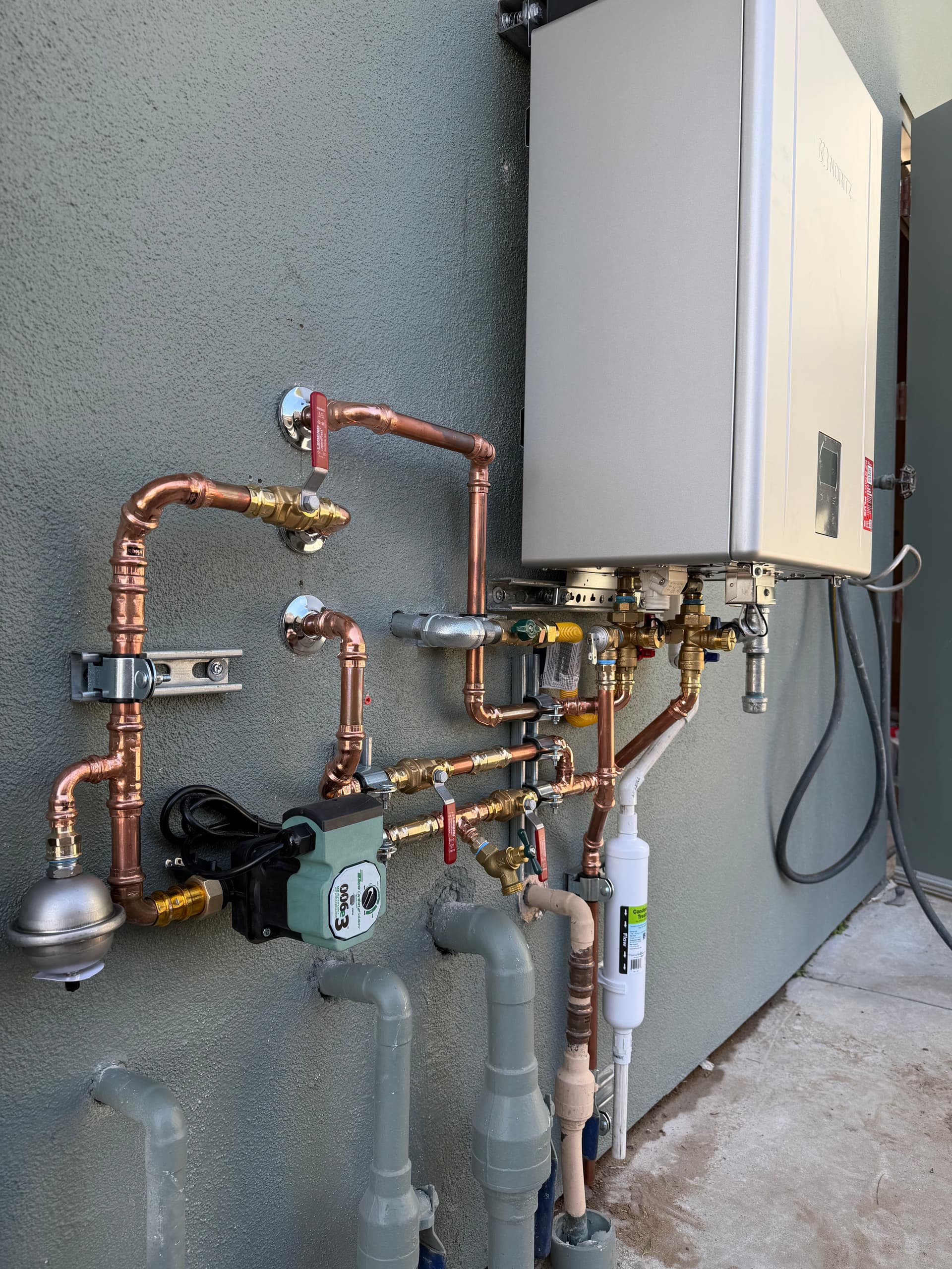 Gallery photos for Noritz Tankless Water Heater Install Done Right: Image #1