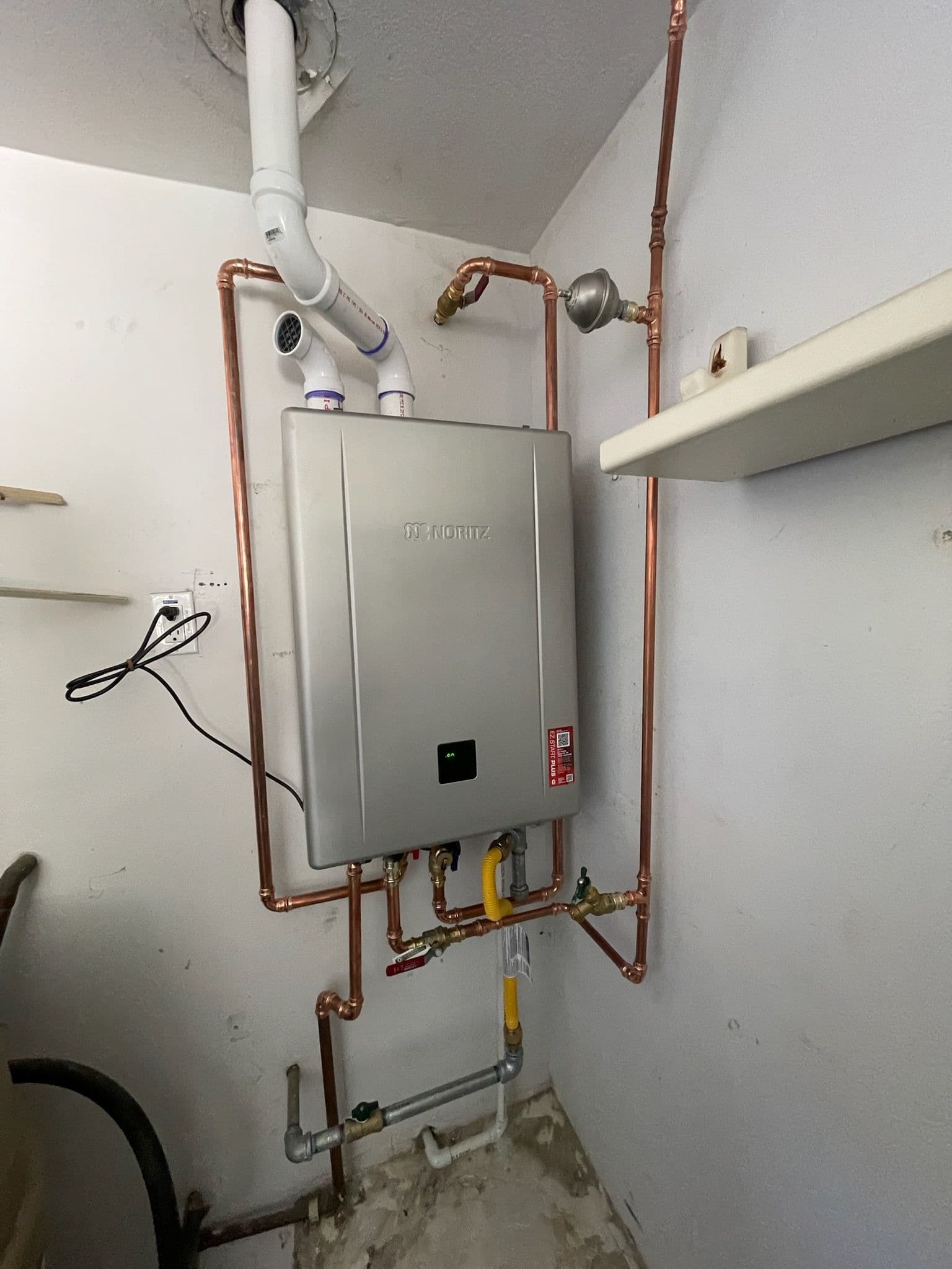 Seamless Tankless Water Heater Installation image